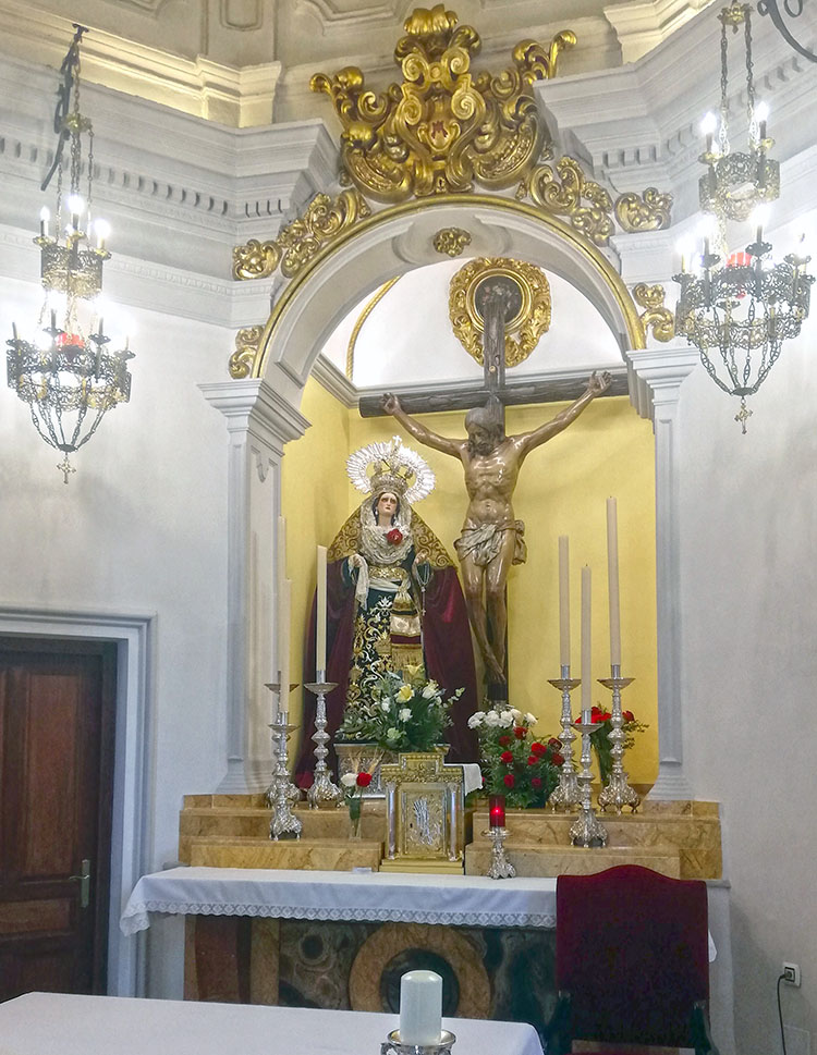 Santísimo Cristo de los Milagros y María Santísima de la Amargura Coronada