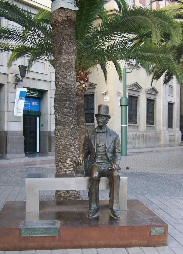Estatua de Hans Christian Andersen