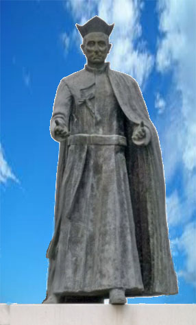 Estatua del Padre Tiburcio Arnaiz