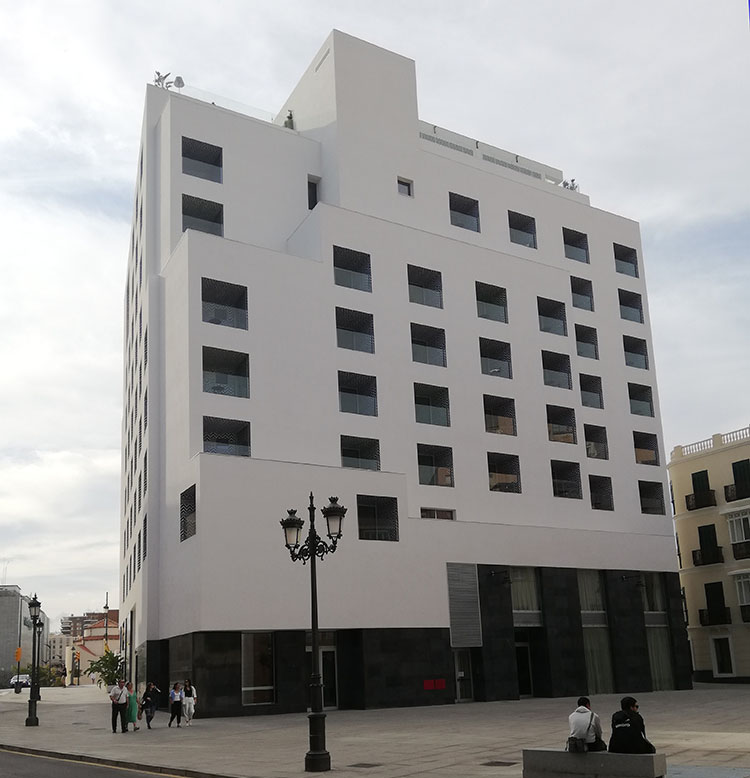 Hotel H10 Croma Málaga, el Hotel de Moneo